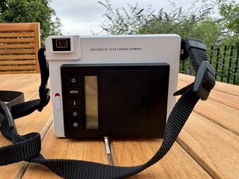 Leica Sofort - 4