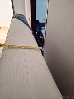 Postel 200/140 cm +noční stolky - 4
