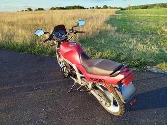 SUZUKI GS500E - 4