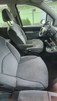 Citroen C8 - 4