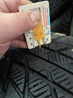 5x112 7,5J IS30 ( ET30 ) BMW + 225/50 R17 Bridgestone - 4