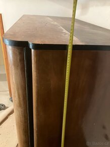 Nižší Starší pokojová skříň - 4