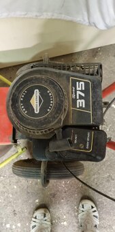 sekačka na trávu - 4