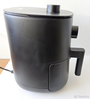 Horkovzdušná fritéza Bella AF 82 - 4