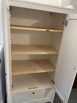 Přebalovací pult/komoda a šatní skřín Sundvik - 4