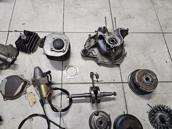 Díly motoru Suzuki LT 80 lt80 - 4