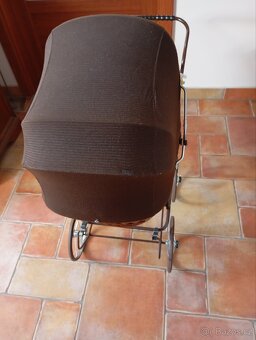 Retro kočárek pro panenky - 4