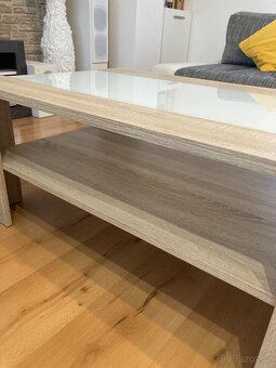 Konferenční stolek - 4