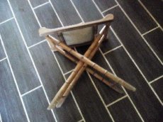 chlazení vína, na dveře kov, starožitná skládací stolička - 4