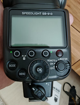NIKON SB910 - 4