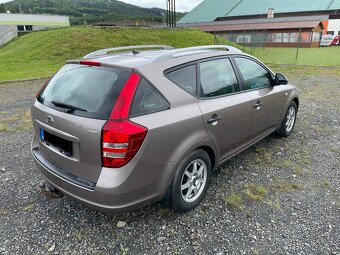 Kia Ceed 1.6 CRDi 85kw, 2007, ČR - 4