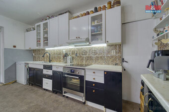 Prodej rodinného domu, 189 m², Lhota, ul. Na Skalce - 4