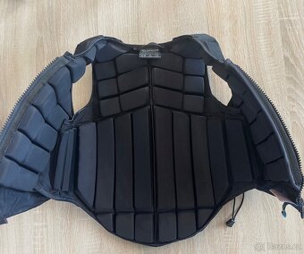 Bezpečnostní vesta - 4