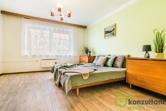 Rodinný dům k rekonstrukci v Bošovicích, ev.č. 00774 - 4