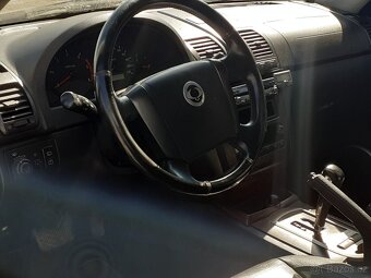 Ssangyong rexton - 4