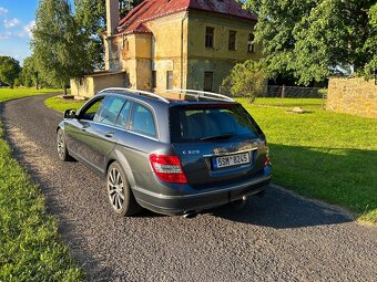 Mercedes benz C320CDI W204 MANUÁL - 4