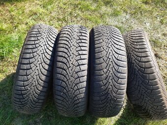Sada (4ks) zimních pneum 195/65 R15 - 4