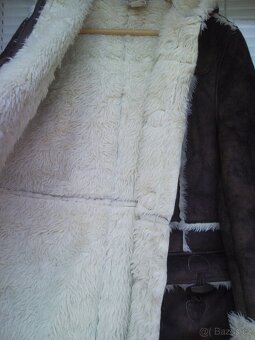 KOŽÍŠEK DÁMSKÝ NENOŠENÝ + KOŽEŠINOVÁ ČEPICE - 4