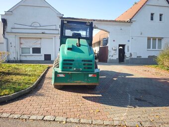 Tahačový válec - Válcový stroj JCB VM75 Vibromax - 4