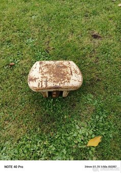 Prodám velké závaží na teru - 4