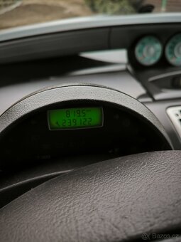 Peugeot 807 2.2hdi - 4