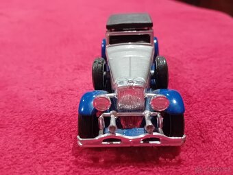 Model MATCHBOX YESTERYEAR DUESENBERG MODEL J 1930 - 4