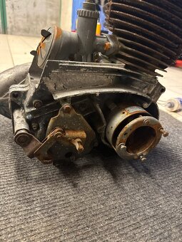 Jawa 250/559 - motor - 4