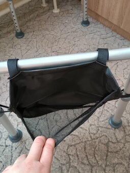 Vyvýšené toaletní sedátko - 4