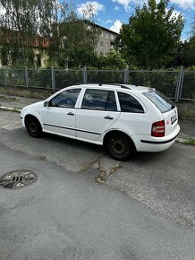 Pronájem AUTA - Škoda Fabia Combi - 4