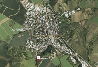 Prodej id. 1/2 podílu pozemků o výměře 1520 m2 v k.ú. Hustop - 4