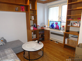 Prodej bytu 3+kk se dvěma balkony, Pardubice - centrum - 4
