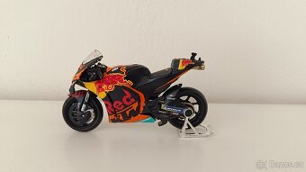 Modely MotoGP 1:18 Maisto - 4