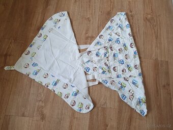 Dvě péřové zavinovačky a polštářky - 4