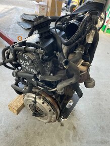 Kompletní motor 1,9tdi 77kw BSW Fabia II Roomster - 4