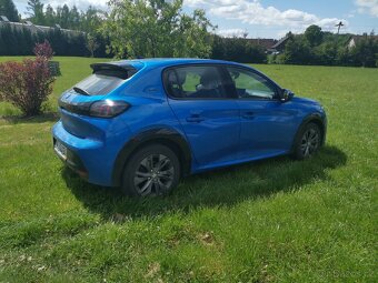 Peugeot e-208 - 4