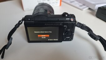 Sony Alpha 5100 + 18-55 OSS - 4