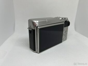 Fujifilm X-A10 + Fujinon Aspherical 16-50mm 1:3.5 - 5.6 OIS - 4