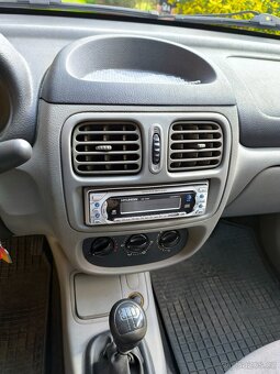 RENAULT THALIA 1,4 - 4