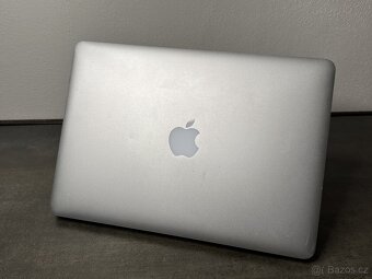 MacBook Air 13" 2015 256GB / i5 / 8GB - DPH - 4