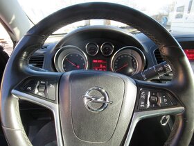 Opel Insignia 2,0 TDCI , 4x4, r.v. 2013 technicky TOP - 4