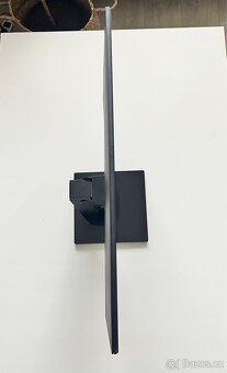 22 palcový monitor AOC 22V2Q - 4