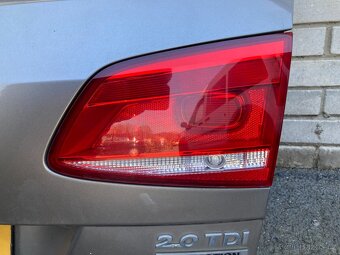Páté dveře Passat B7 kombi - 4