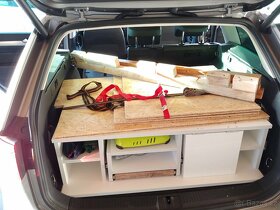 Vestavba pro kempování v Passat B8 - 4