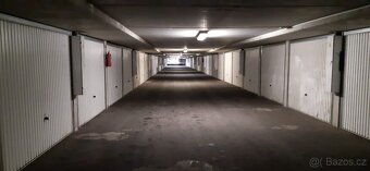 Pronajmu garáž 16 m2 v Krčínově ulici v ČB - 4