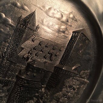 Masivní cínový talíř - hrad - čistý cín - 4