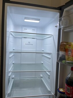 TCL lednice s mrazákem RP282BSE0 - 4