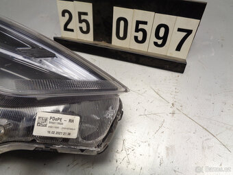 pravé přední LED světlo Hyundai i30 - 4