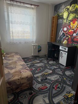 Pronájem bytu 4+1 74 m2 v Zalužanské ul., MB - 4