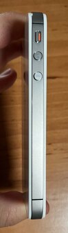 iPhone 4s (1x nabitý, tedy prakticky nový) - 4