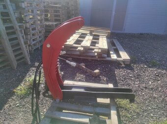 Přídavný drapák s montáží na paletizační vidle - 4